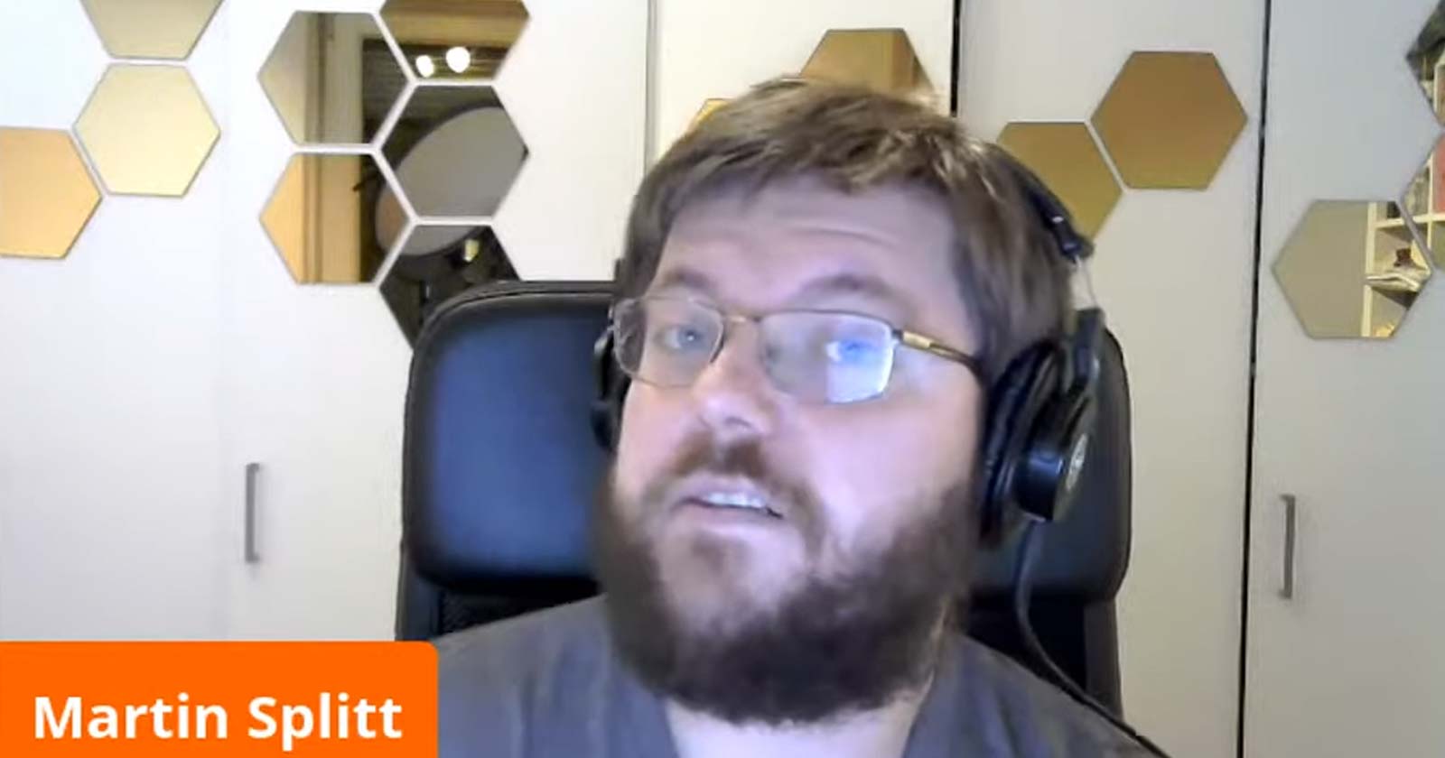 Google's Centerpiece Annotation