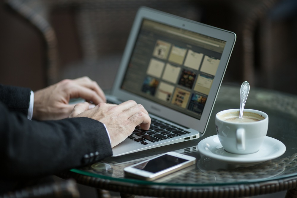 How to Use Guest Blogging for Lead Generation | SEJ